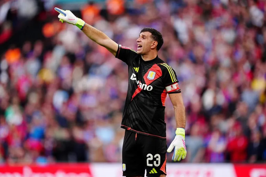 阿斯：西蒙尼22世界杯后就邀请大马丁加盟马竞，很渴望签他