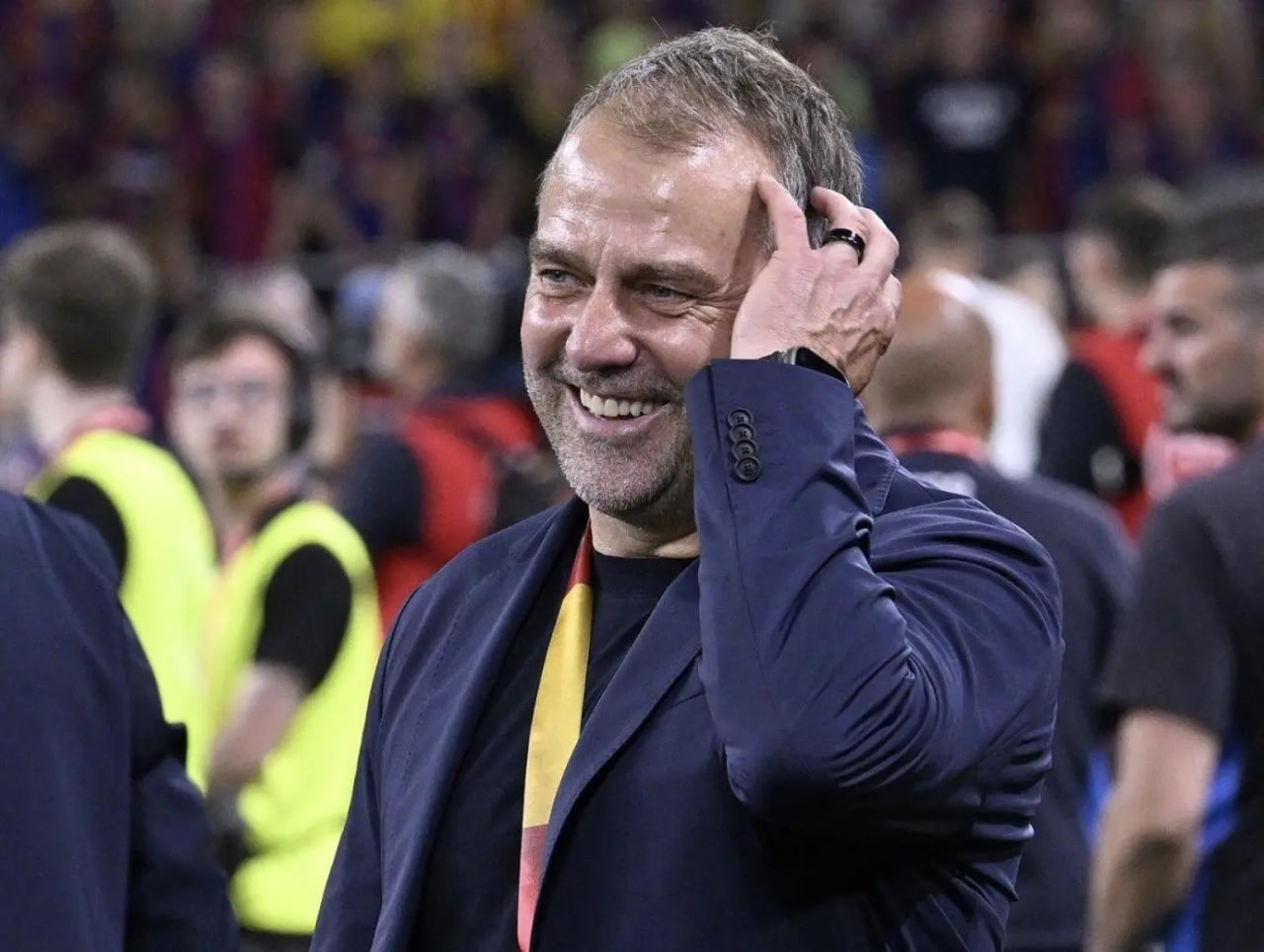 巴萨决定今夏不补边卫&只签前锋，将是近年最安静转会窗之一